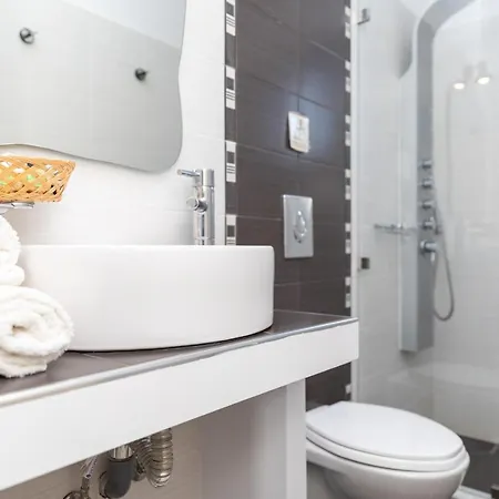 Depis Place And Appartamento *