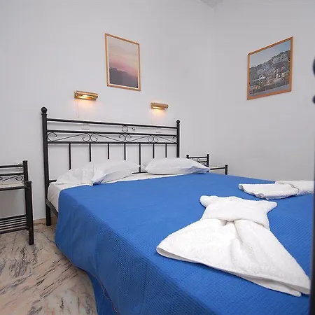 Hotel Depis Place And Naxos City