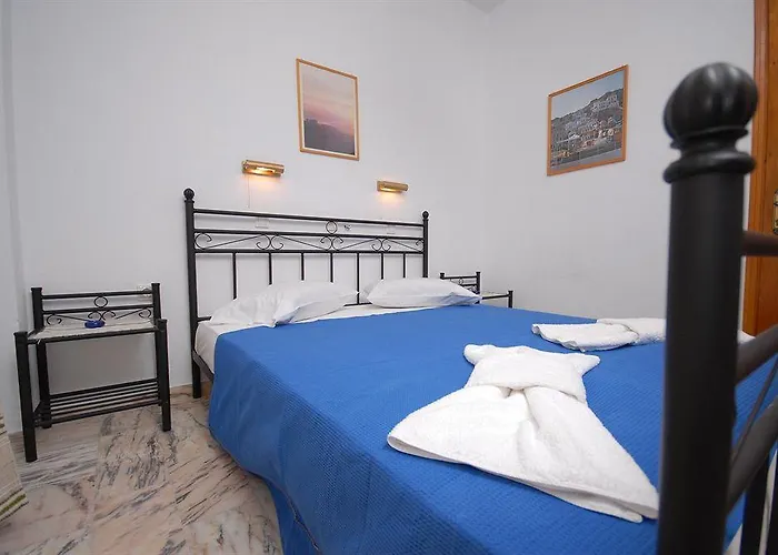 Daire Depis Place And Naxos City